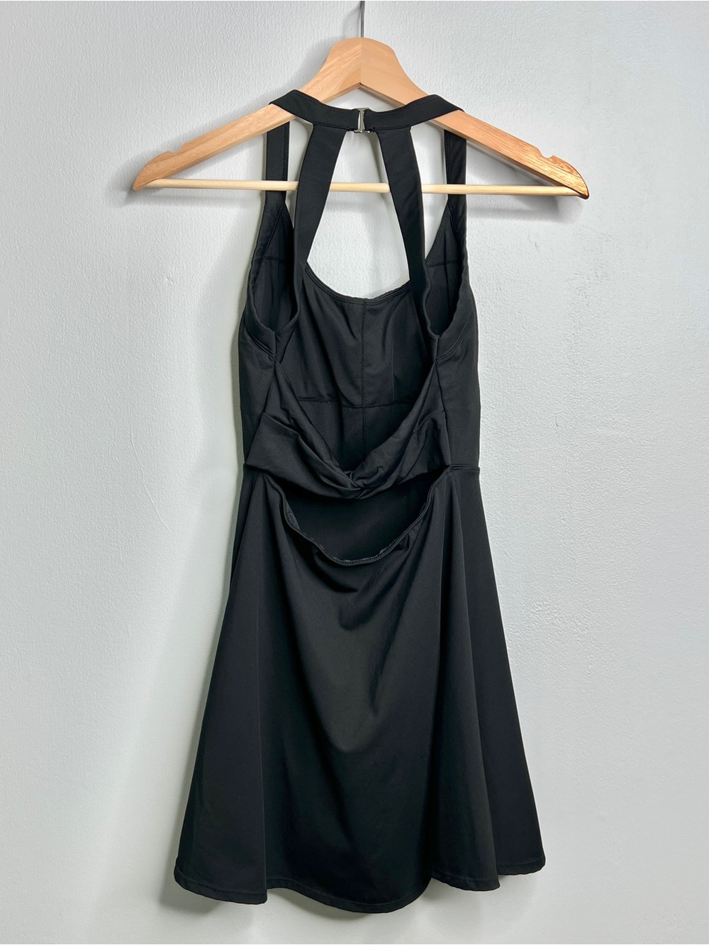 Halara Backless Twisted Active Dress Women’s size XS - Picture 6 of 8